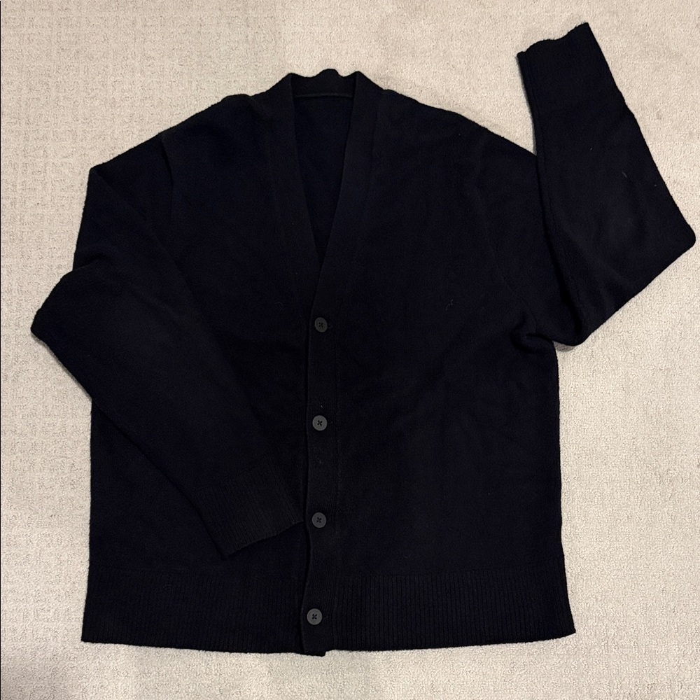 Lululemon Men's Black Button-Front V-Neck Sweater Cardigan